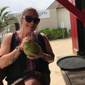 Meet your Posher, Melissa